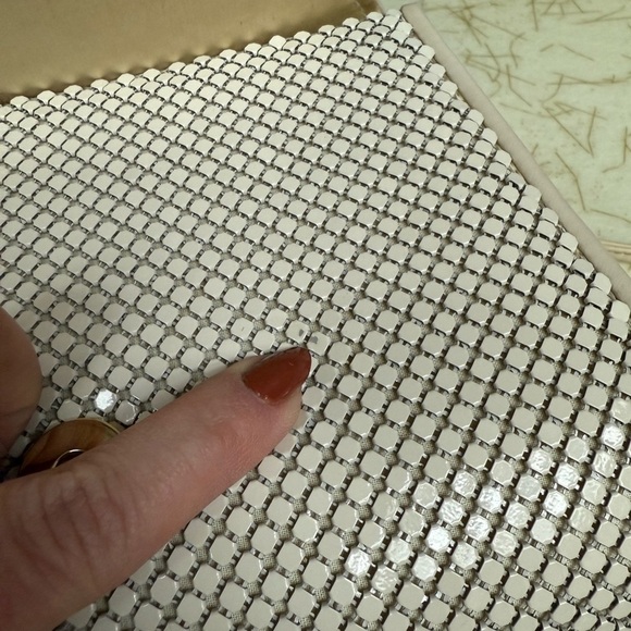 Vintage Whiting & Davis Ivory Metal Mesh Crossbody Bag - Picture 11 of 12